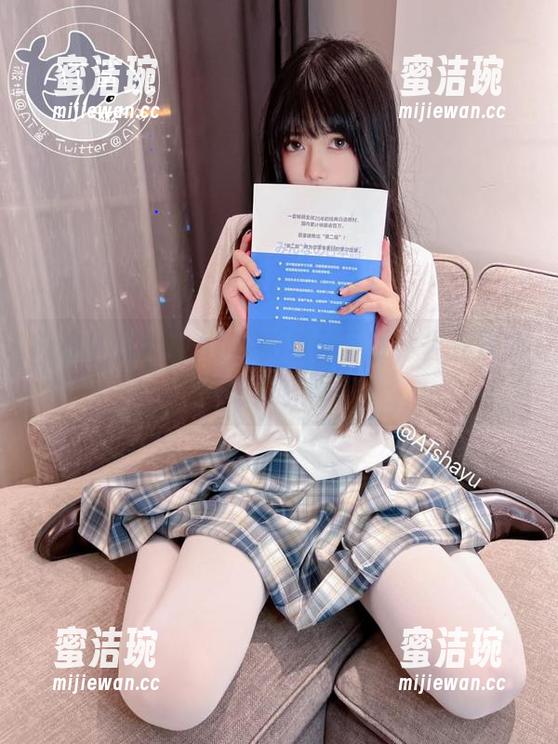 AT鲨 内衣大礼包!AT鲨的免费下载,你养胃的同时也养眼!