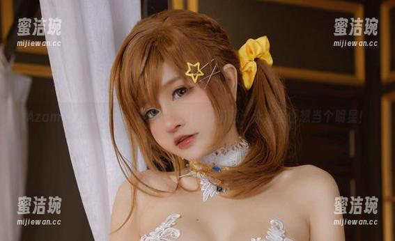 Azami的泳装合集：梦想中的Nero资源，泳池里也想当个明星！