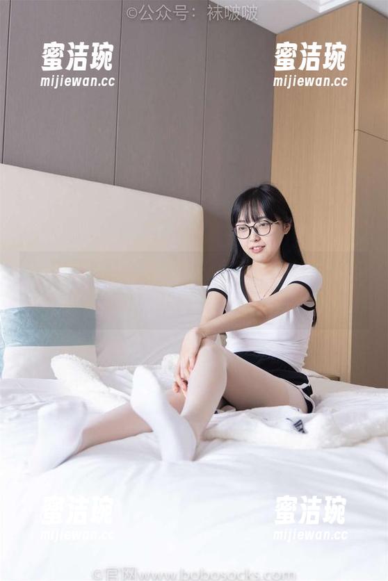 BoBoSocks袜啵啵-小甜豆 BoBoSocks袜啵啵 - 小甜豆的新作,蓝丝作品集更新,我的注意力又被抓走了。