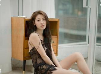 从G.su(全智秀)夏天的写真中看到的，是对所有扇子和冷饮的致敬！