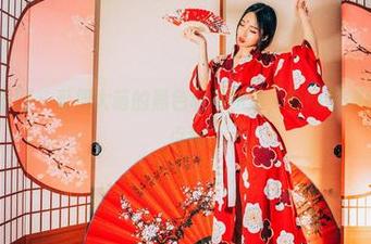 GIRLT果团网 – 看周大萌的黑色私拍图集，瞬间觉得自己也要搞点黑