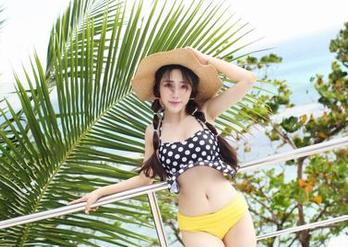 IMiss爱蜜社 – 小丽莎萌萌哒的学姐私房，仿佛一扇通往春天的窗户