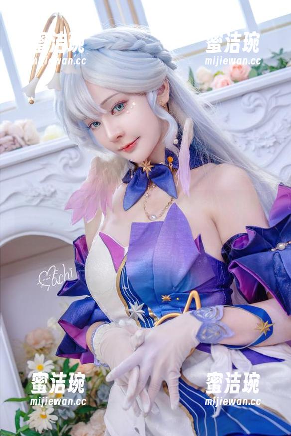 Machi马吉 Machi马吉最新写真:当崩坏遇上星穹铁道,遐蝶飞起来啦!