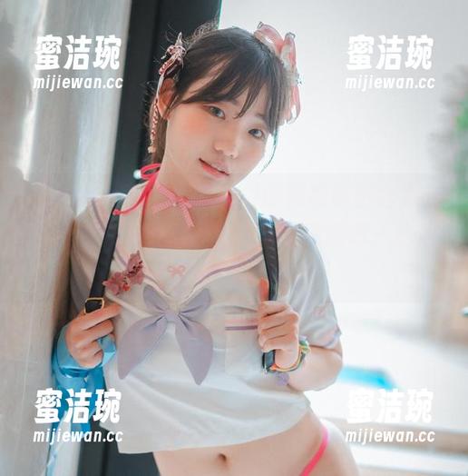 每次翻开Mimmi(밈미)的和服私拍合集，心里都在想：擦，再来一件和服吧，生活需要点仪式感。