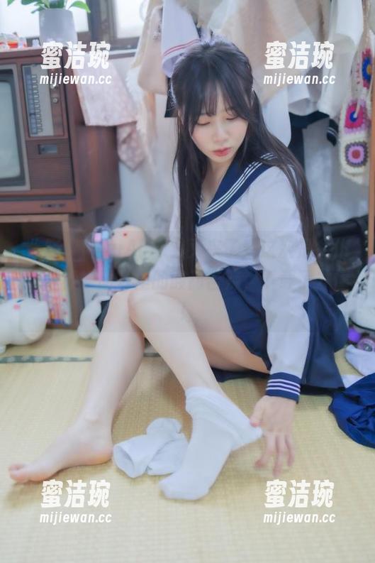 ＂喏，MyuA(뮤아)又来了！这次是女仆与柠檬，图片里的酸甜苦辣，下载了才懂！