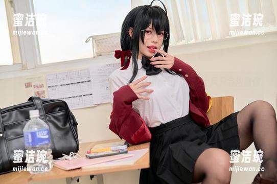 PingPing 别担心,这些美图不会给你打针,PingPing的护士风只会治愈你的眼睛!