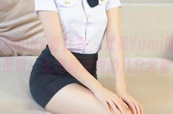 QingDouKe青豆客 – 尤美Yumi的私拍吊带：无意间流露的几分含蓄