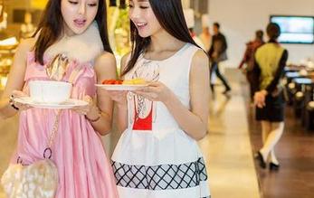 QingDouKe青豆客 – 战姝羽Zina的惹火写真，下载后请勿随意外传，夏天火力全开！