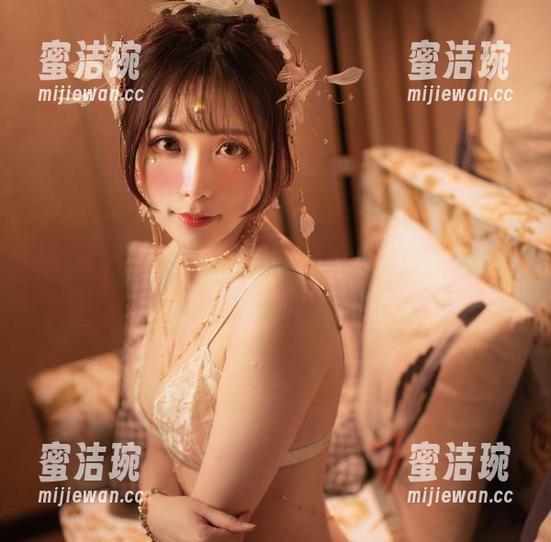 Sakiiii翎柒 作为坏女人,Sakiiii翎柒在无圣光里开启了一场合集狂欢!