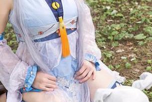 TouTiao头条女神 – 杨漫妮baby的显示器：高清作品集里的《秘密》，全在那气呼呼间。