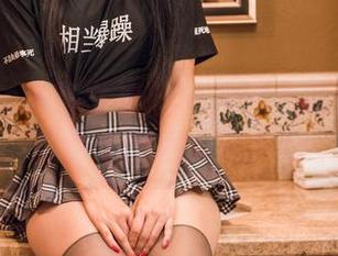 TouTiao头条女神 – 一大波免费的姐姐图片来袭，梁芮溪的魔力让人停不下来！