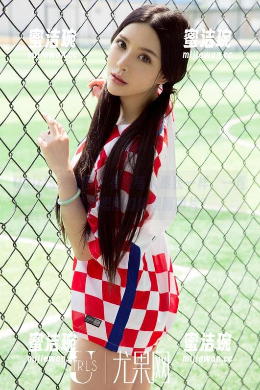 UGirls尤果网 - 有没有人跟我一样，一直在翻看孟思雨的体操服图片？