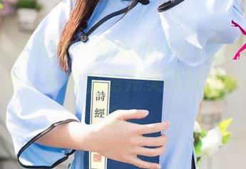 UGirls尤果网 – 禅叽zankii这波双马尾美图更新，可以说是完美诠释了可爱与活力。