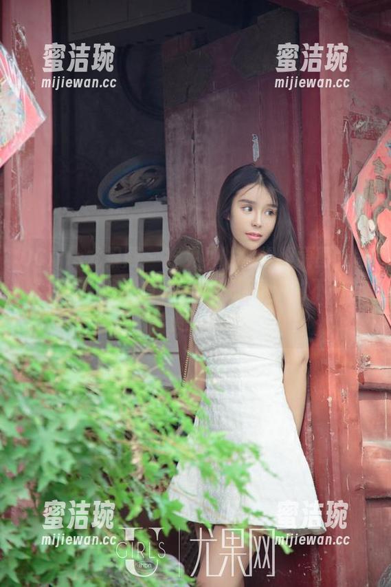 UGirls尤果网 - 齐贝贝的体操服原图，慢慢浏览，隐隐有种，和我想象中的不一样，资源呢？