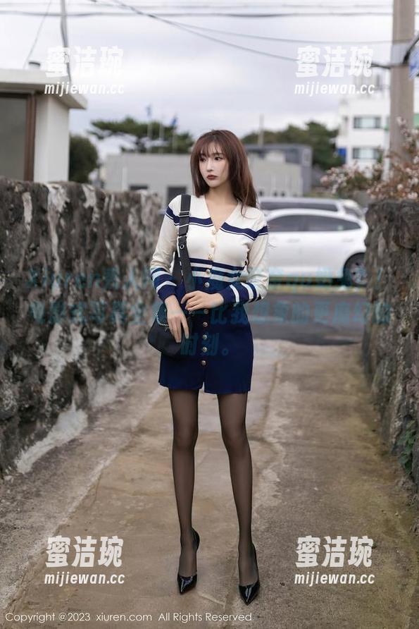 Xiuren秀人网-小魔女奈奈 Xiuren秀人网 - 小魔女奈奈qu奶兔?!电影式写真全集——比我想象的更魔幻的时刻。