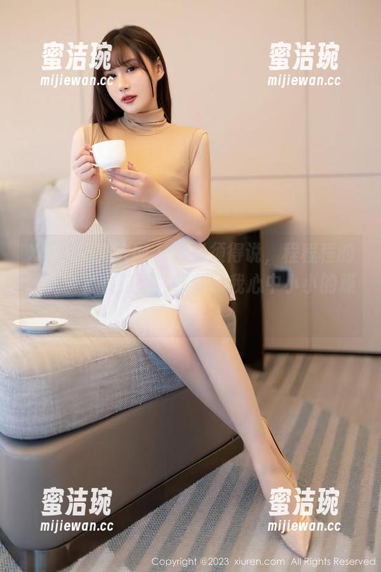 Xiuren秀人网 - 我必须得说，程程程的黑丝全套在这里，释放了我心中小小的躁动。