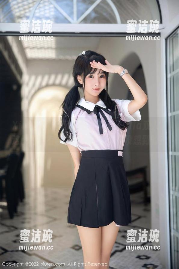 Xiuren秀人网-陆萱萱cecillia Xiuren秀人网 - 陆萱萱cecillia双人,这图包里有多少“语言”是你没想到的?
