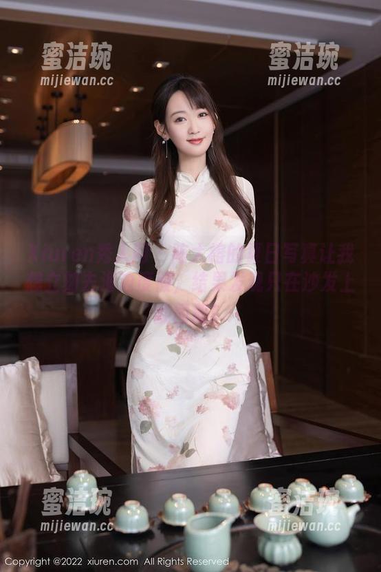 Xiuren秀人网-陈大榕 Xiuren秀人网 - 陈大榕的夏日写真让我想立刻去海边度假,结果发现只在沙发上翻图册!