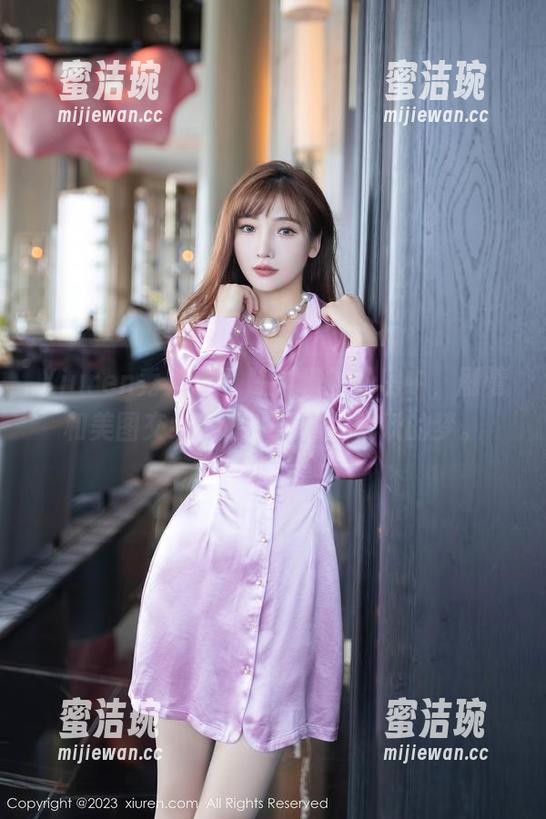 Xiuren秀人网-陈小喵 Xiuren秀人网 - 陈小喵的私房中,剧情和美图交织,像个随时会跳跃的梦。