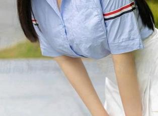 YouMi尤蜜荟 – 不只是一条蕾丝，小海臀Rena的高清写真，轻轻撩拨你的眼球。