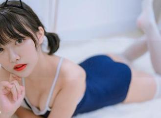 啧啧，这双人图包真能看呆！lovely呆玄，你是哪个捧哏的代言人吗？