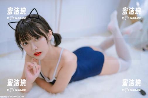 lovely呆玄 啧啧,这双人图包真能看呆!lovely呆玄,你是哪个捧哏的代言人吗?