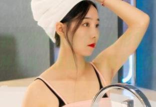 丽柜 – 我觉得潼潼这个修女形象，原图是一种挑战，作品是否越忍越欢？