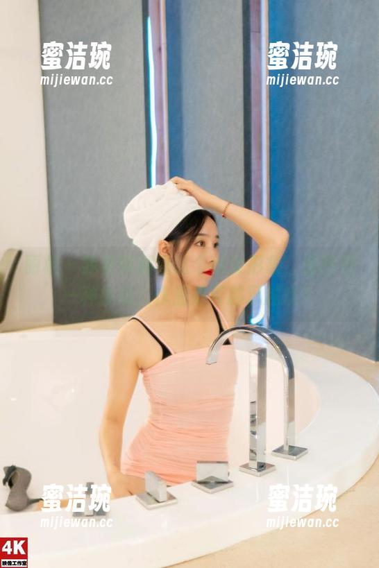 丽柜 - 我觉得潼潼这个修女形象，原图是一种挑战，作品是否越忍越欢？
