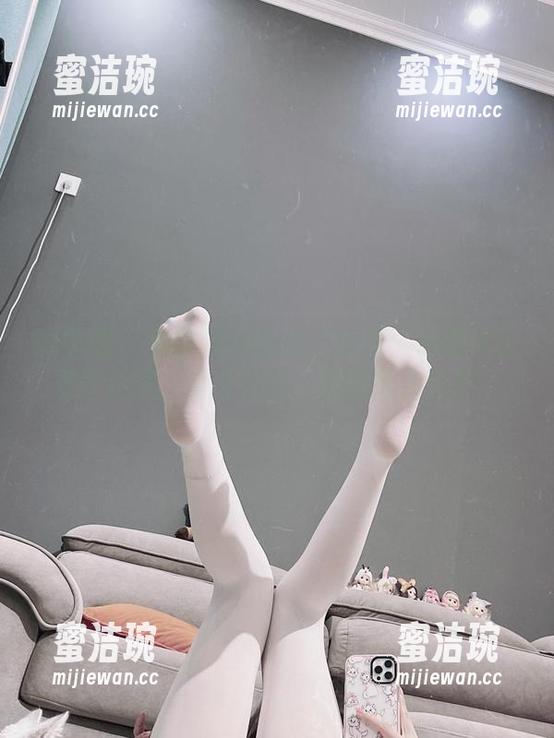 兔宝妮to 微密圈 - 兔宝妮to的泳衣套图:确保不让发型变成‘海洋怪物’的攻略大公开!