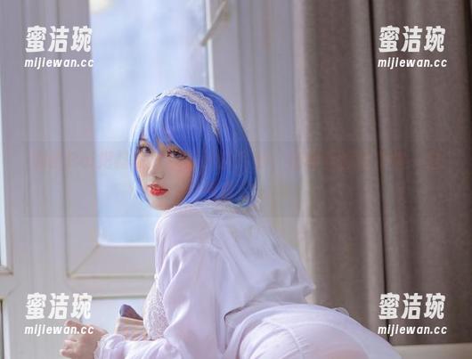 刺青Poi 刺青Poi把赫敏演绎得淋漓尽致,福利原图恨不得一口气看完。
