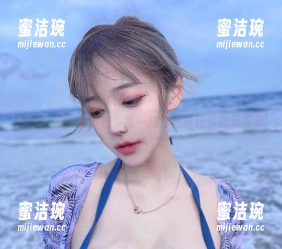 图片分享：啾小妍，那一抹白裙能让你窥见春天