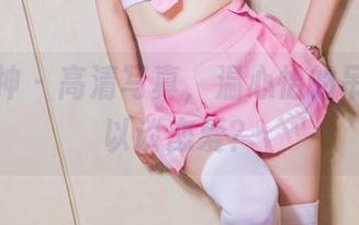 头条女神 – 高清写真，温心怡的吊带，何以谈恋爱？