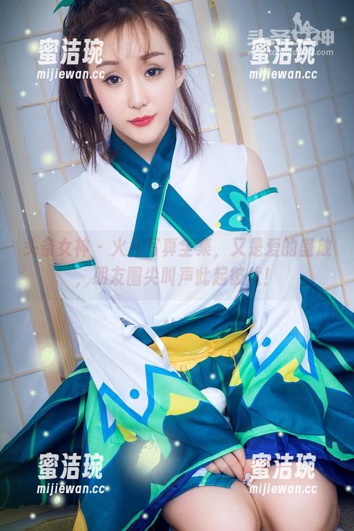 头条女神 - 火儿写真全集，又是爱的盛放，朋友圈尖叫声此起彼伏！