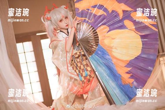 这资源呢…当然要归功于奶狮不咬人的《雨师》私拍，有时候真想给他打call！
