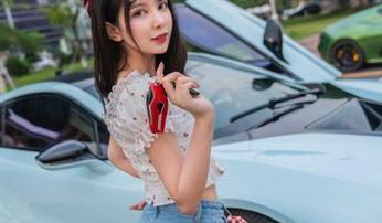 有些小叽，妍子坚不可摧在私房图集里随意放飞