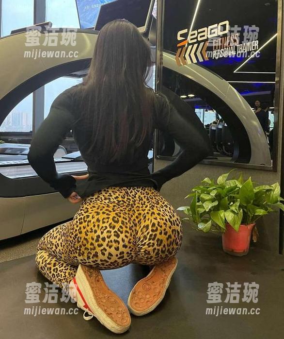 微密圈 - 宝儿茹171比基尼登场，图库分享来点大胆印象！