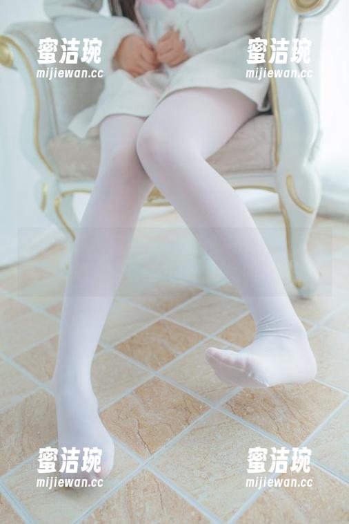 少女秩序-鹿可 少女秩序 - 喵!鹿可和她的高跟鞋,完整图包炸裂,完全迷失在那发光的鞋跟中!
