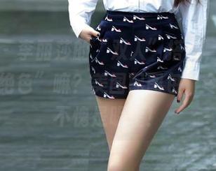 推女郎 – 李丽莎的“双人”搭档，难道是“人间绝色”嘛？美图配图包，令人直呼不愧是明星！