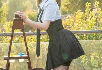 星颜社 – 全套蕾丝的李丽莎，图包行情火热中！你敢说不？