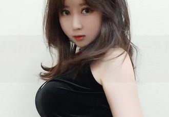 发现了是依酱吖的女仆套装全集，整整一个下午会有点不一样吧？