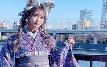 月城委员会和她的裸足合集，说是随意其实暗藏玄机