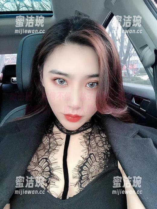 微密圈 - 你信不信，林子琳喵这最新图册的御姐风，能把人撩到半昏迷。
