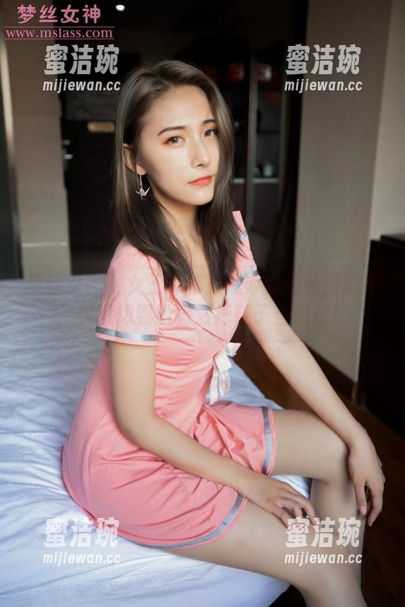梦丝女神-魏婷婷 梦丝女神 - 女王降临!魏婷婷的私房写真,真没想到她竟然把鞋子当道具!
