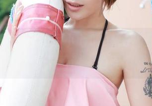 模范学院 – 看！伊小七MoMo化身厨娘，图集中散发着诱人的美图气息