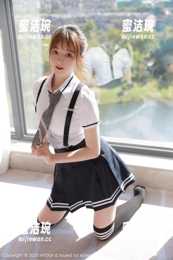 模范学院-南晓梦 模范学院 - 学妹,又一次轻轻松松圈了老牛的心——南晓梦更新图包。