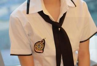 模范学院 – 无圣光下，欧阳美萱的美图腿部“天意”