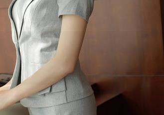 模范学院 – 新鲜出炉的王梓童Doirs泳衣写真，更新就怕加了滤镜？