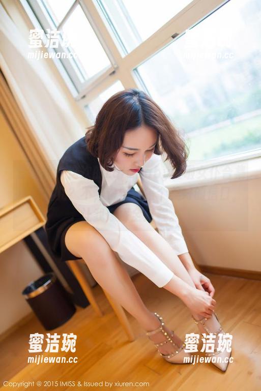 爱蜜社 - 这次的LalaBaby啦啦女仆合集，药引儿？不，它不过是个美好的借口，让我窥探全过程。