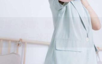 物恋传媒 – 嘟嘟：她的睡衣私房时刻，画面一改不再温柔。