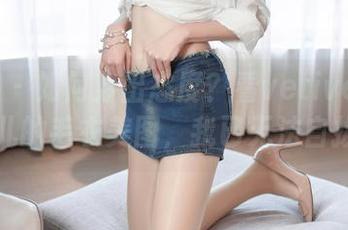 秀人网 – 如何穿出态度？看vetiver嘉宝贝儿的毛衣美图，我已无法自拔！
